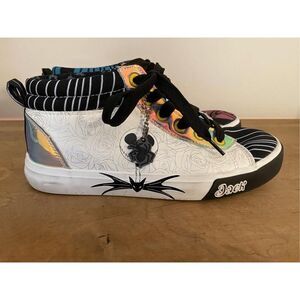 Disney size 6 Nightmare Before Christmas Women's Hi Top Sneaker shoes
